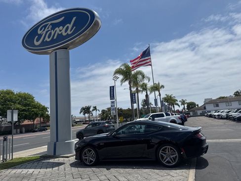 Used 2024 Ford Mustang GT RWD image 18