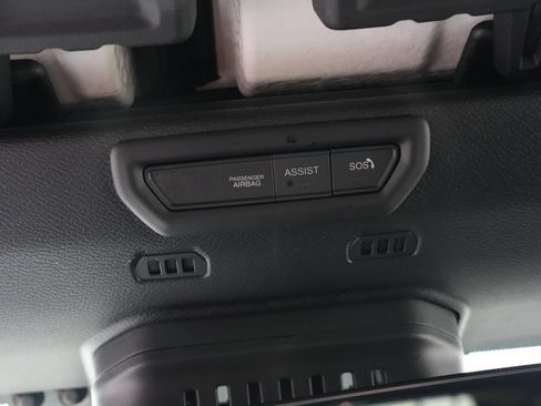 Used 2021 Jeep Wrangler Unlimited Rubicon AWD/4WD image 18