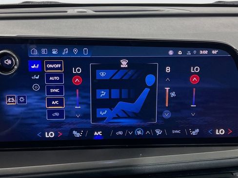 New 2026 Chevrolet Traverse LT w/ LPO, Floor Liner Package image 16