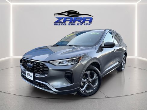 Used 2023 Ford Escape ST-Line AWD/4WD image 1