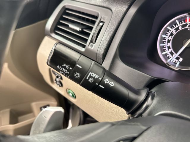 Used 2017 Honda Pilot Elite image 14