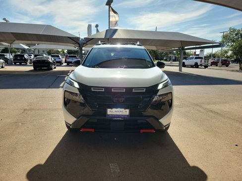 Used 2026 Nissan Rogue SV w/ Rock Creek Premium Package image 3