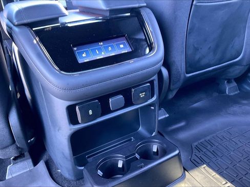 Used 2024 Lincoln Navigator Reserve w/ Equipment Group 201A image 22