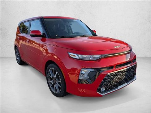 Used 2022 Kia Soul GT-Line FWD image 3