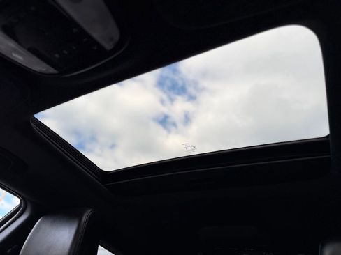 Used 2023 Dodge Durango R/T AWD/4WD image 23