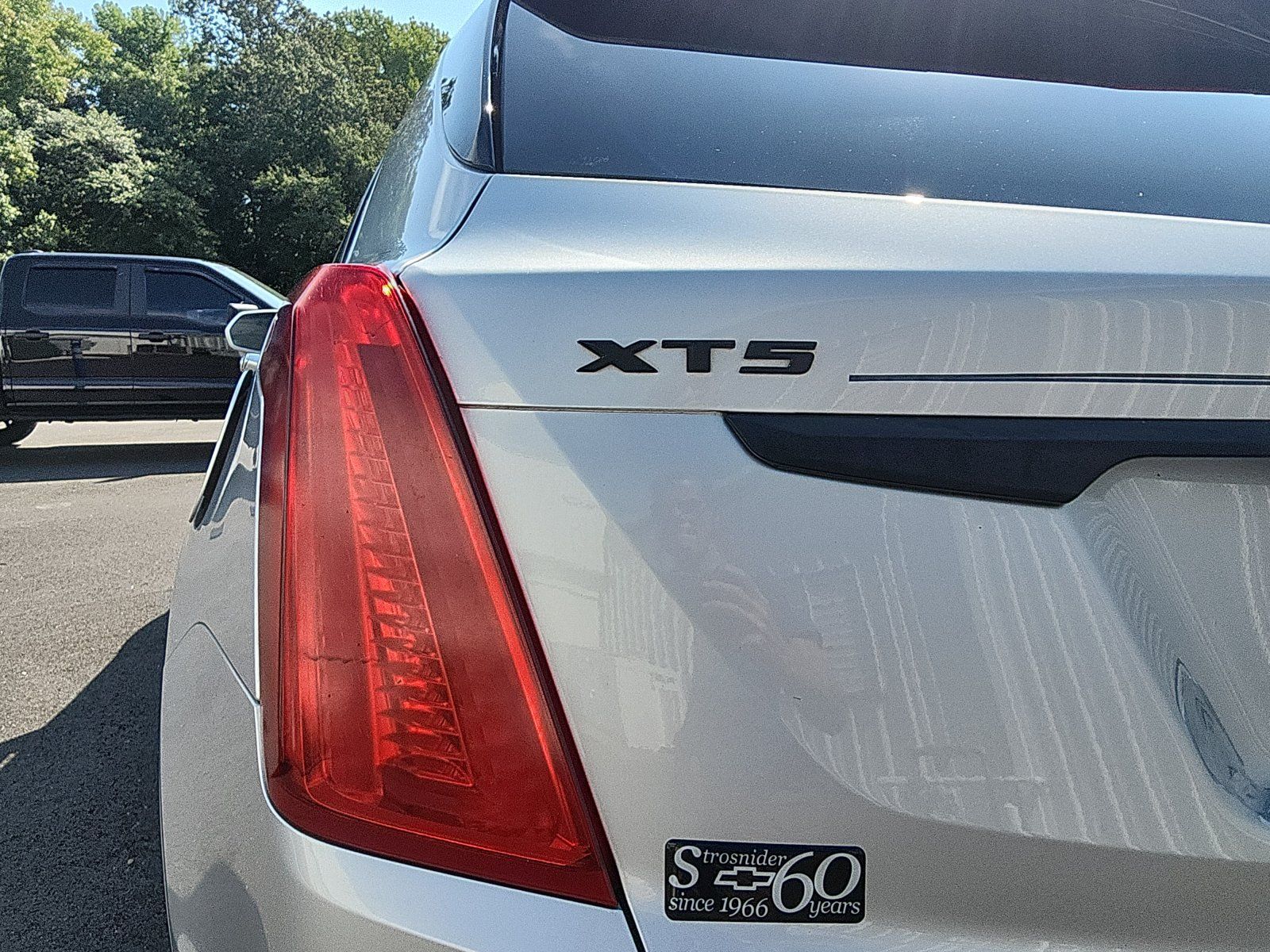 Used 2017 Cadillac XT5 Luxury FWD image 13