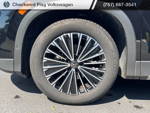 Used 2026 Volkswagen Tiguan S FWD image 5