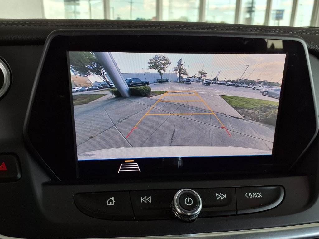Used 2020 Chevrolet Blazer LT FWD image 27