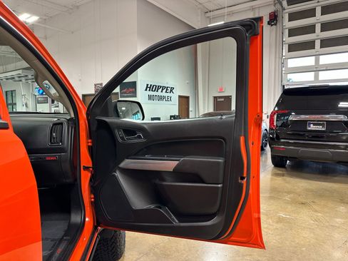 Used 2021 Chevrolet Colorado ZR2 image 38