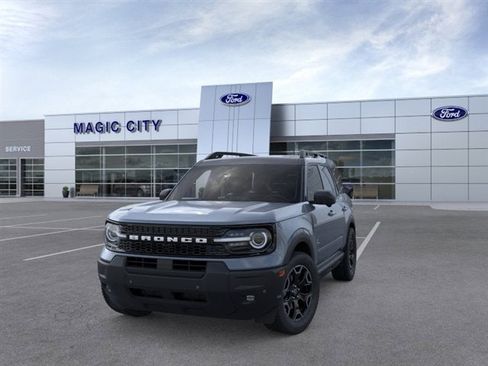 New 2025 Ford Bronco Sport Outer Banks w/ Outer Banks Tech Package+ AWD/4WD image 2