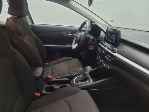 Used 2020 Kia Forte LXS image 21