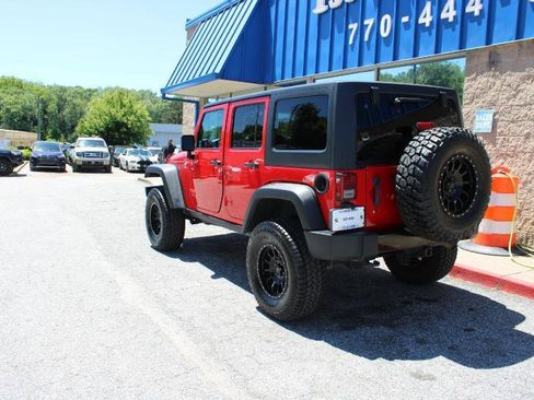 Used 2018 Jeep Wrangler Unlimited Sport AWD/4WD image 4