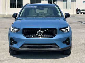 Certified 2024 Volvo XC40 B5 Plus AWD/4WD video 2