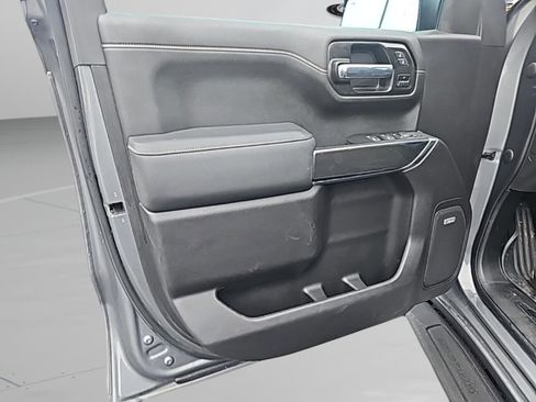 Used 2022 GMC Sierra 1500 AT4 w/ AT4 Premium Package image 17