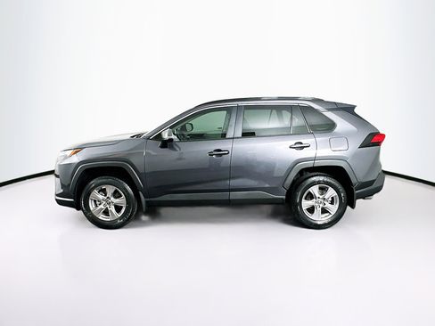 Used 2025 Toyota RAV4 XLE w/ Convenience Package FWD image 4