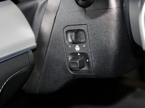 Used 2025 Mercedes-Benz GLE 450 4MATIC image 14