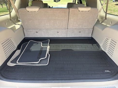 Used 2019 GMC Yukon XL Denali w/ Denali Ultimate Package image 11