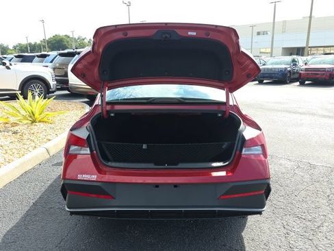 Certified 2025 Hyundai Elantra Sport FWD image 20