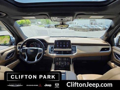 Used 2021 Chevrolet Tahoe Premier w/ Premium Package AWD/4WD image 26