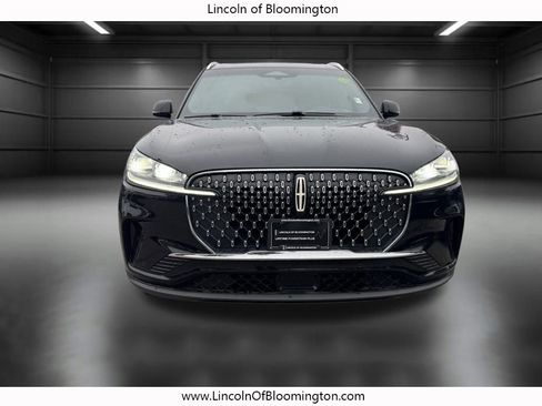 Certified 2025 Lincoln Aviator Reserve w/ Equipment Group 201A image 13