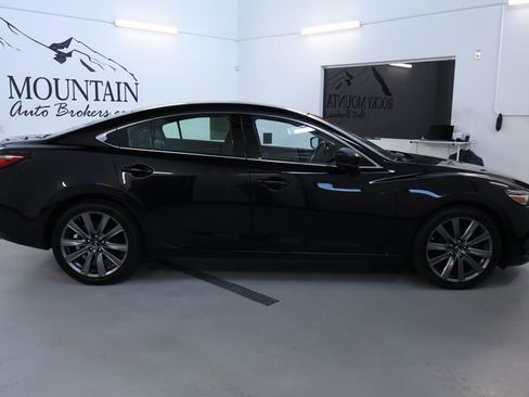 Used 2020 MAZDA MAZDA6 Touring FWD image 8