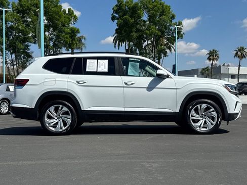 Used 2022 Volkswagen Atlas SE AWD/4WD image 2