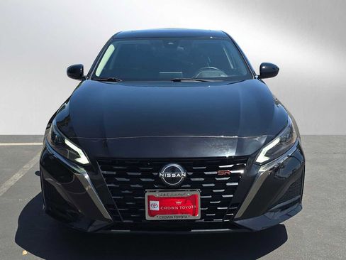 Used 2024 Nissan Altima 2.5 SR AWD/4WD image 8