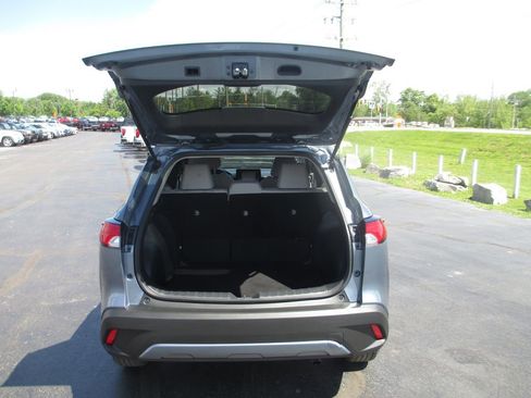 Used 2022 Toyota Corolla Cross L FWD image 7