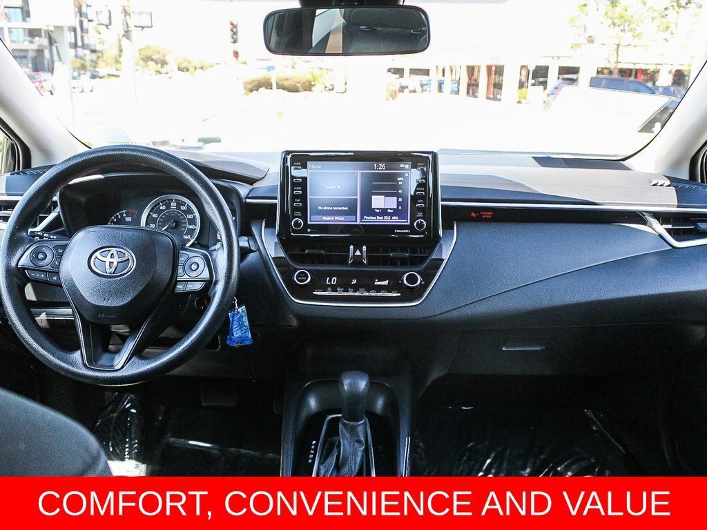 Used 2021 Toyota Corolla LE FWD image 11