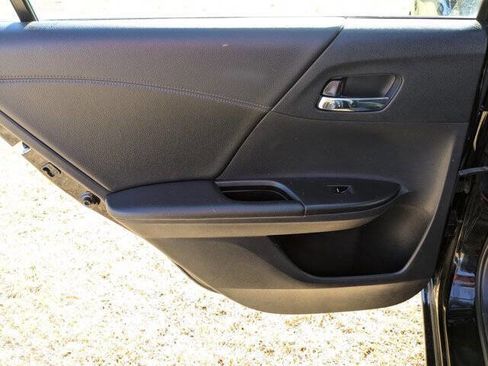 Used 2013 Honda Accord EX image 27