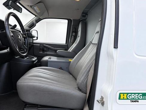 Used 2023 GMC Savana 2500 Extended w/ Driver Convenience Package RWD image 10