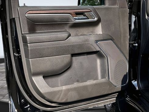 Used 2023 Chevrolet Silverado 1500 LT AWD/4WD image 9