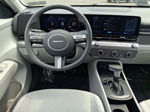 Certified 2026 Hyundai Kona SE AWD/4WD image 11