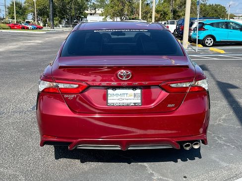 Used 2018 Toyota Camry SE image 7
