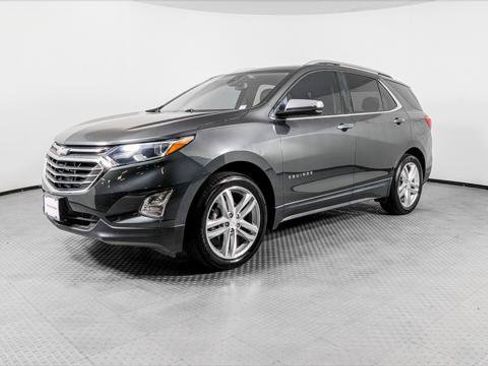 Used 2018 Chevrolet Equinox Premier FWD image 2