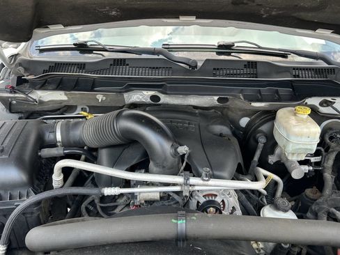 Used 2013 RAM 2500 Tradesman w/ Chrome Appearance Group AWD/4WD image 13
