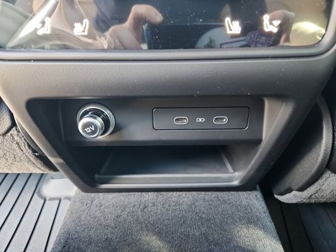 New 2026 Porsche Cayenne Coupe image 43