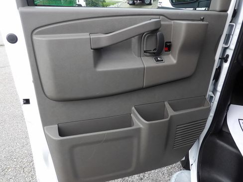 Used 2025 GMC Savana 2500 w/ Driver Convenience Package RWD image 14