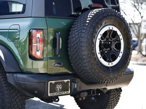 Used 2023 Ford Bronco Badlands image 8