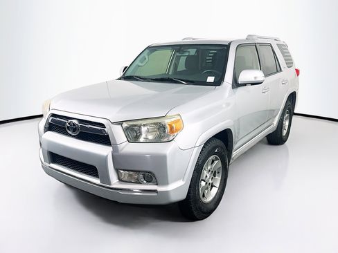 Used 2013 Toyota 4Runner SR5 RWD image 3