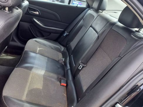 Used 2016 Chevrolet Malibu LT w/ Power Convenience Package image 7