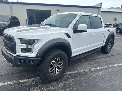 Certified 2018 Ford F150 Raptor w/ Equipment Group 802A Luxury AWD/4WD image 8