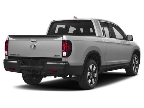Used 2019 Honda Ridgeline RTL-T image 2