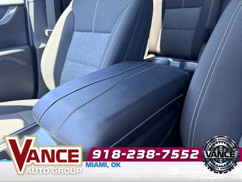Used 2025 GMC Acadia Elevation FWD image 34