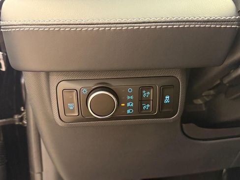 New 2025 Ford Mustang Mach-E Select w/ Comfort Package Lite AWD/4WD image 17