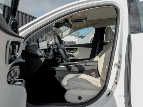 New 2026 Mercedes-Benz E 450 4MATIC Sedan image 11