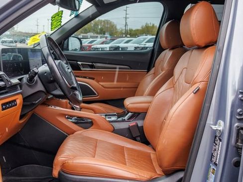 Used 2023 Kia Telluride SX X-Line AWD/4WD image 6