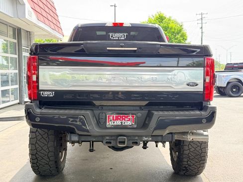 Used 2019 Ford F250 Platinum w/ Platinum Ultimate Package image 4