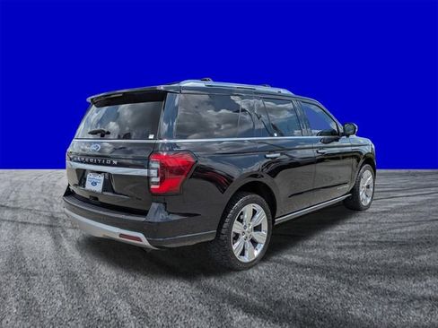 Certified 2023 Ford Expedition Platinum AWD/4WD image 4