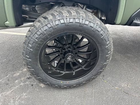 New 2026 Chevrolet Silverado 2500 LTZ w/ LTZ Plus Package AWD/4WD image 18